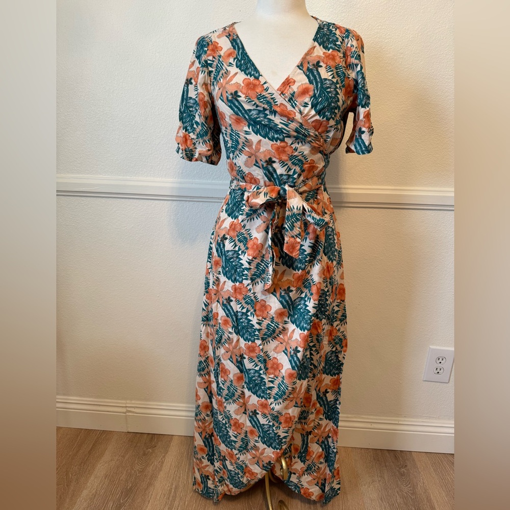 Roxy Floral Wrap Dress in Orange and Green size S